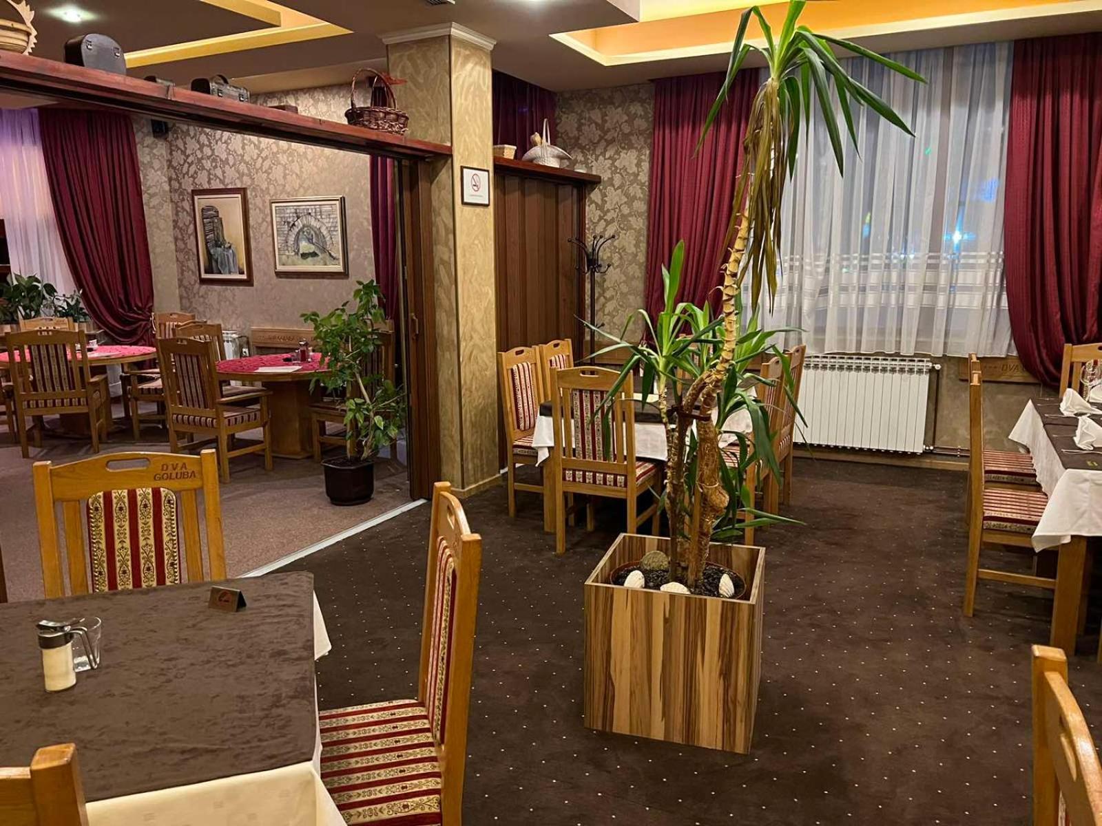 Hotel Dva Goluba 帕莱 外观 照片
