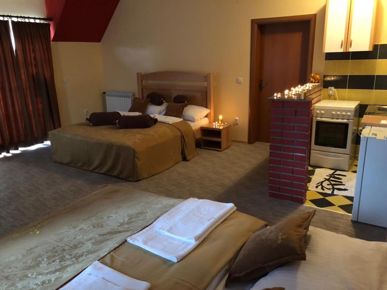 Hotel Dva Goluba 帕莱 客房 照片