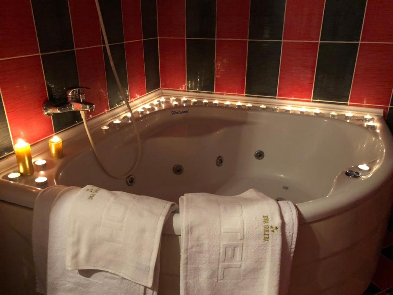 Hotel Dva Goluba 帕莱 外观 照片
